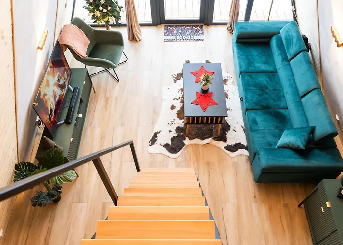 The Sun House * Mecina